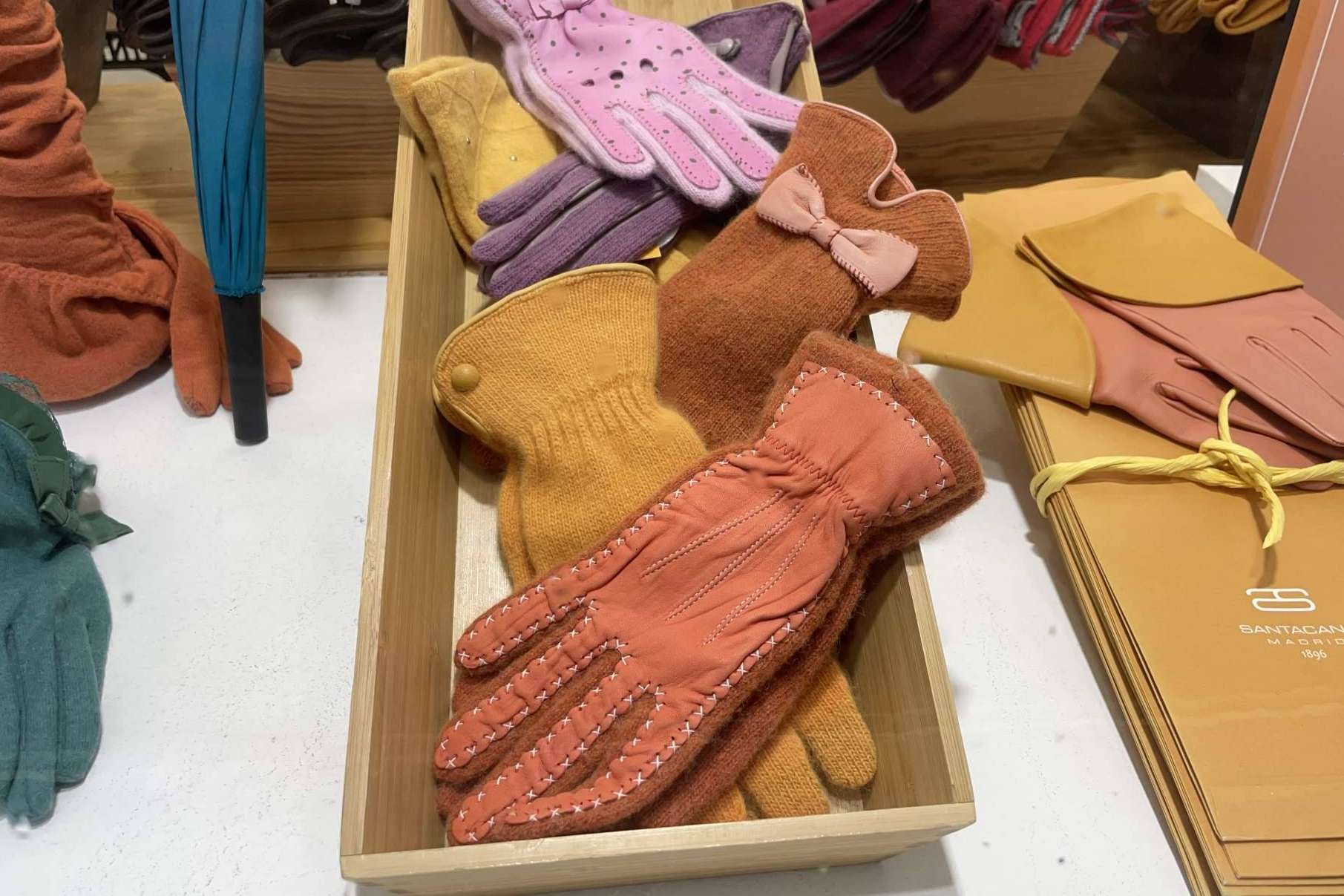Ideas de regalos navideños de la mano de Santacana