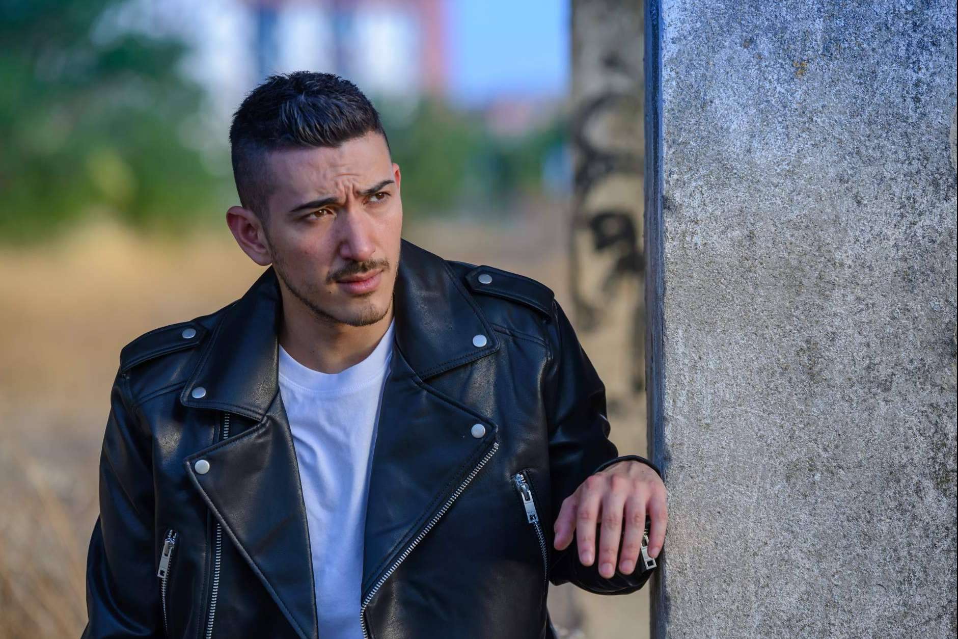 El nuevo single de Bruno Alves, 'Dos extraños'