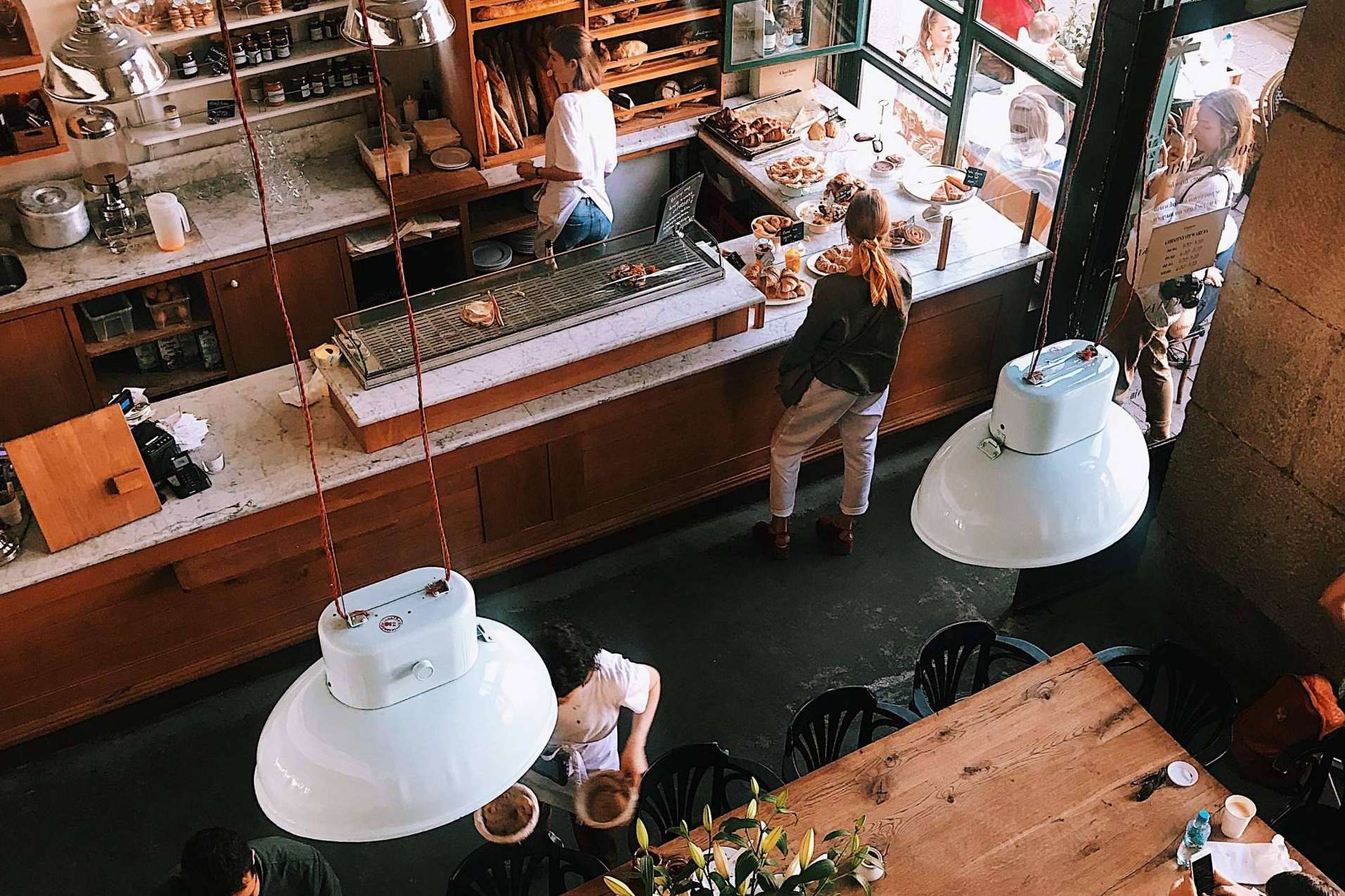 INDAStudio, expertos en interiorismo de bares y cafeterías