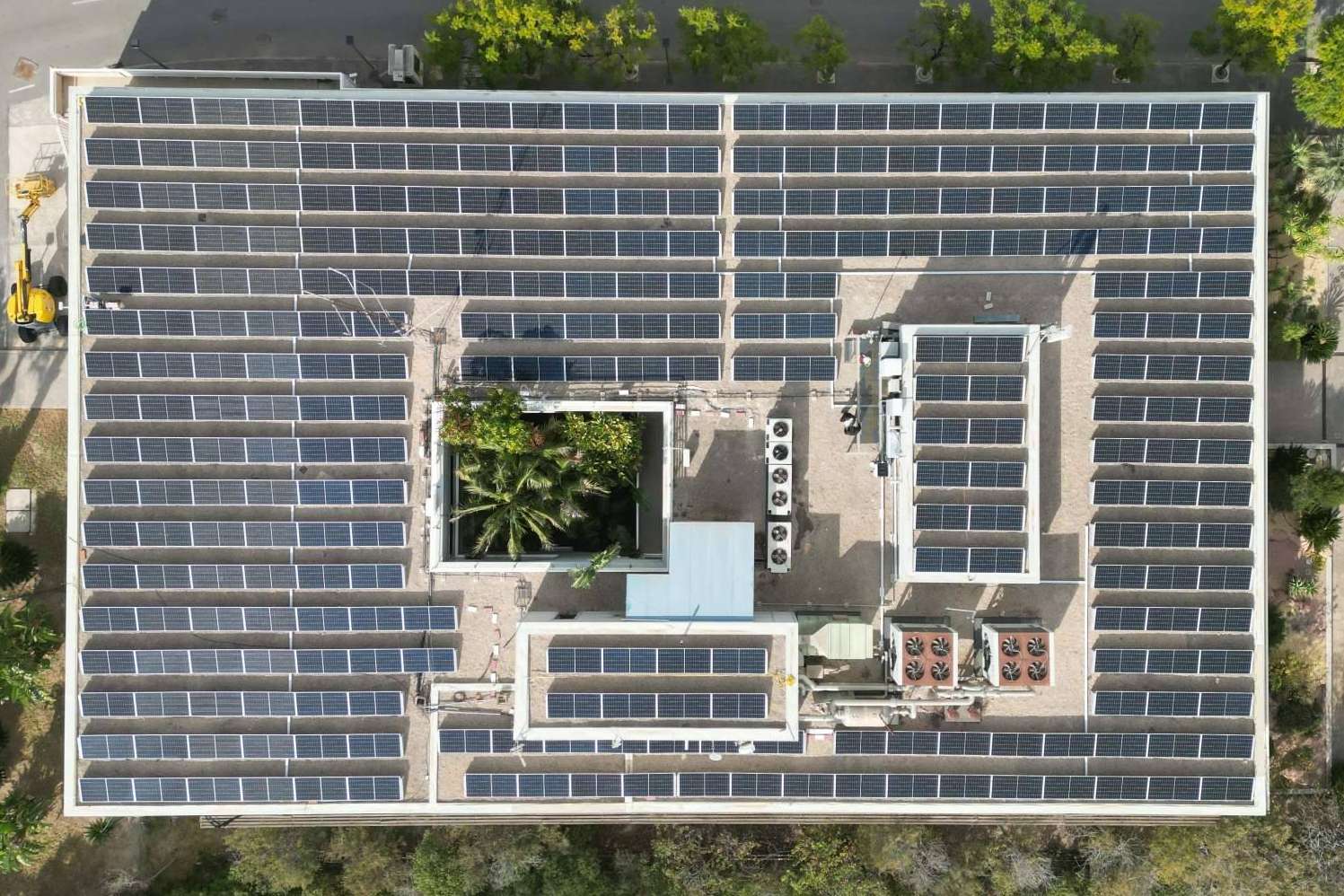 Por qué es importante el autoconsumo fotovoltaico para las empresas, por Ingeniería Aplicada