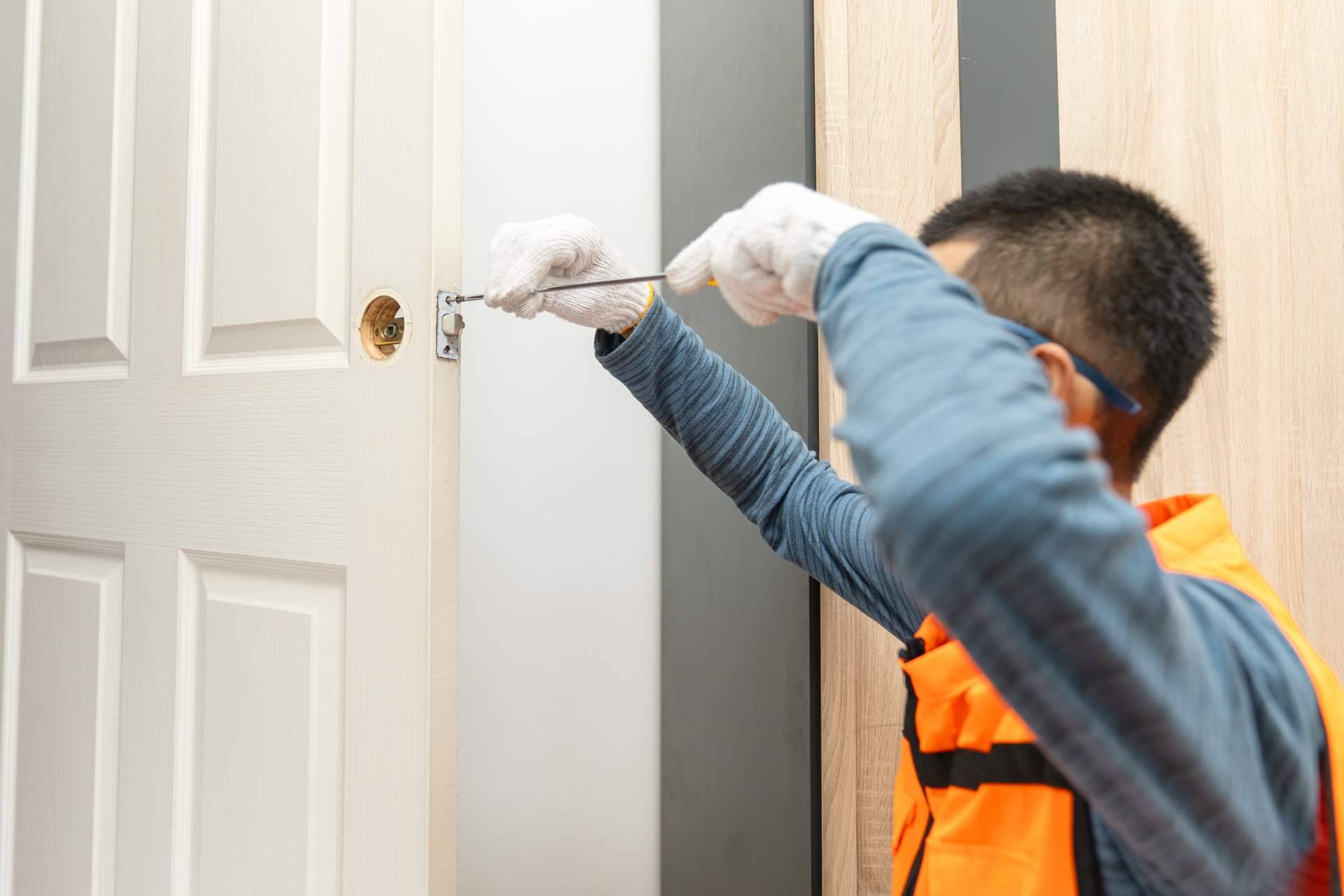 ¿Por qué es esencial contar con expertos en apertura de puertas en casos de pérdida de llaves?, Cerrajeros Escuderos