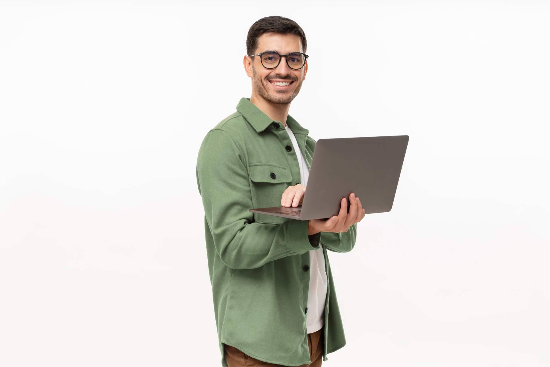 La relevancia de comprar informática reacondicionada para la economía familiar y empresarial
