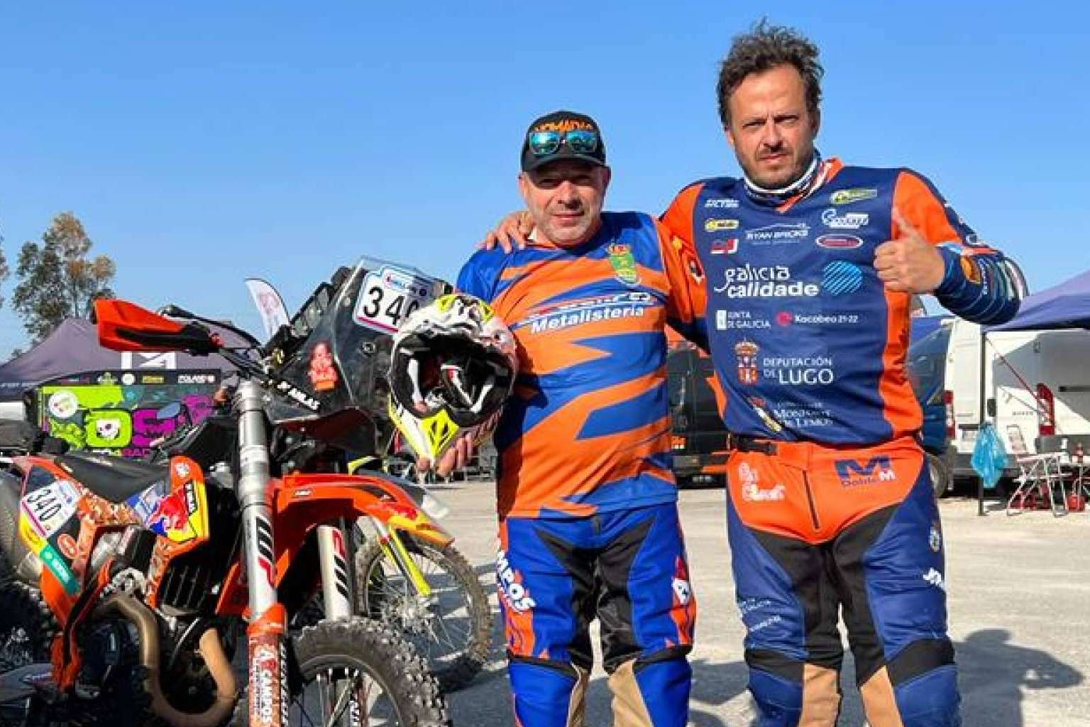 ¿Dónde encontrar camisetas de motocross? ADHESIVOSEMBARRADOS