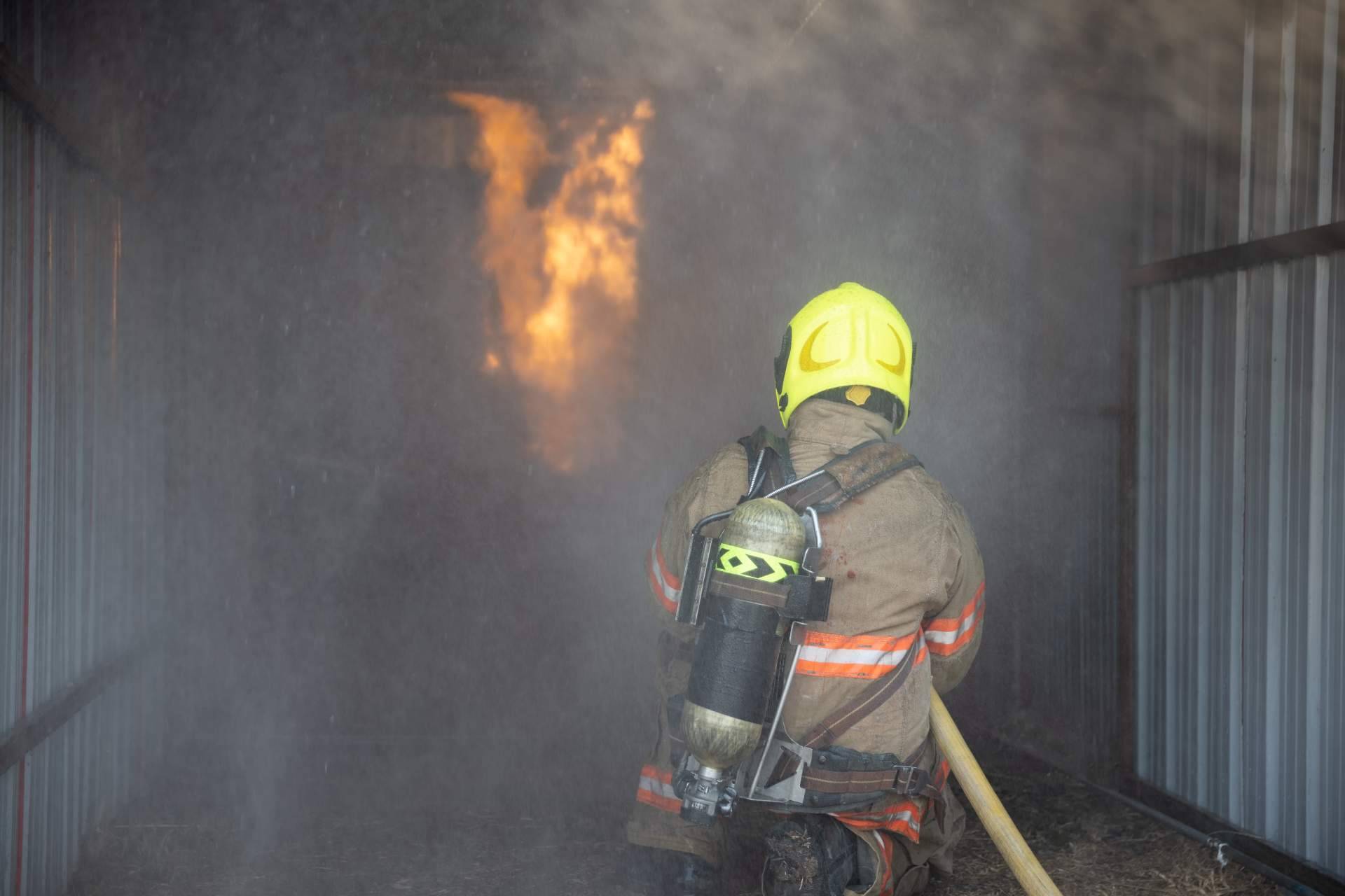 Opositar a bombero es más sencillo con el acompañamiento de NB Oposiciones