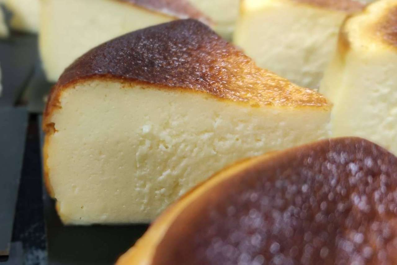 ¿Tarta de queso o pastel vasco? Mejor los dos