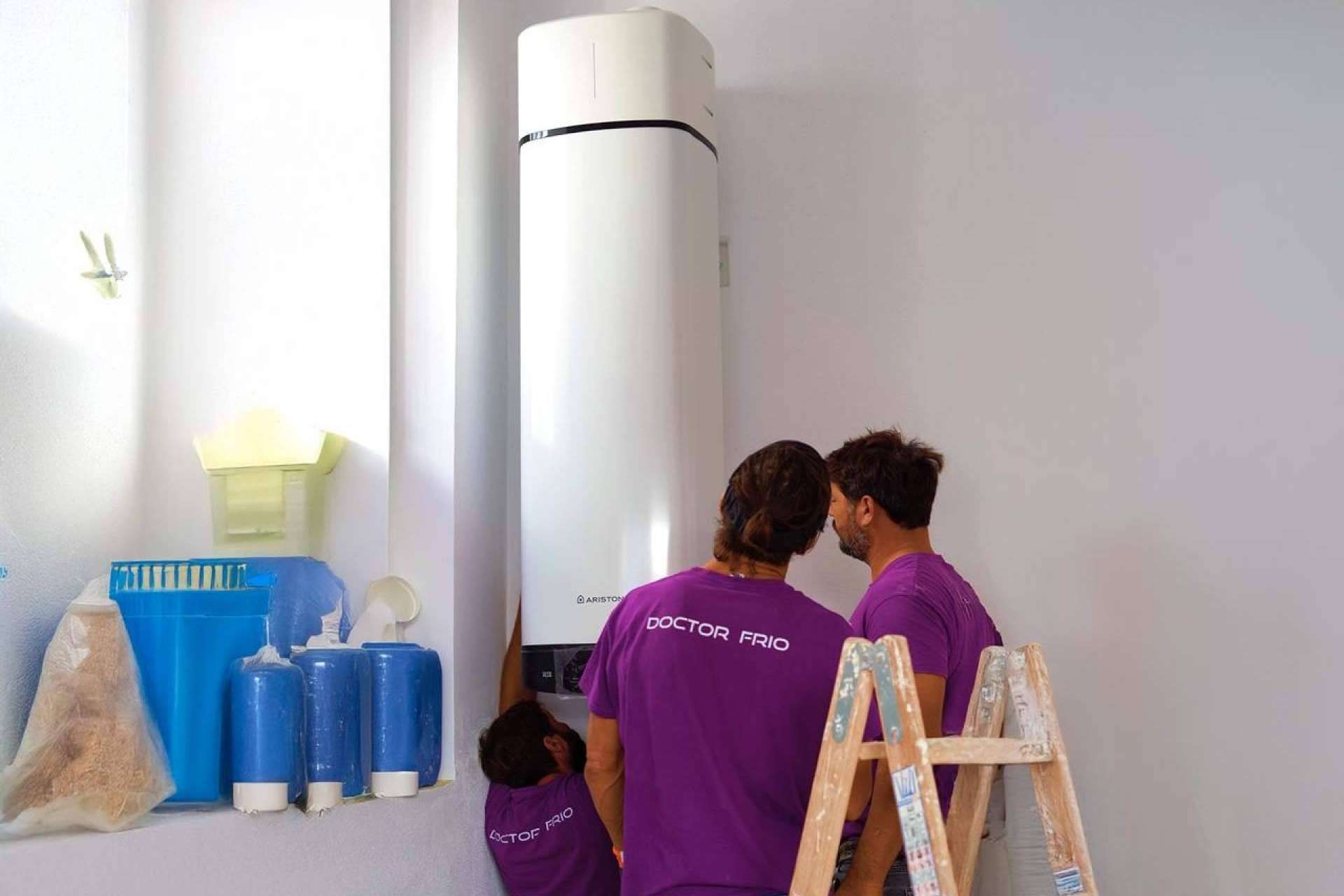 Aerotermo vs. termo convencional, ahorro, instalación y beneficios