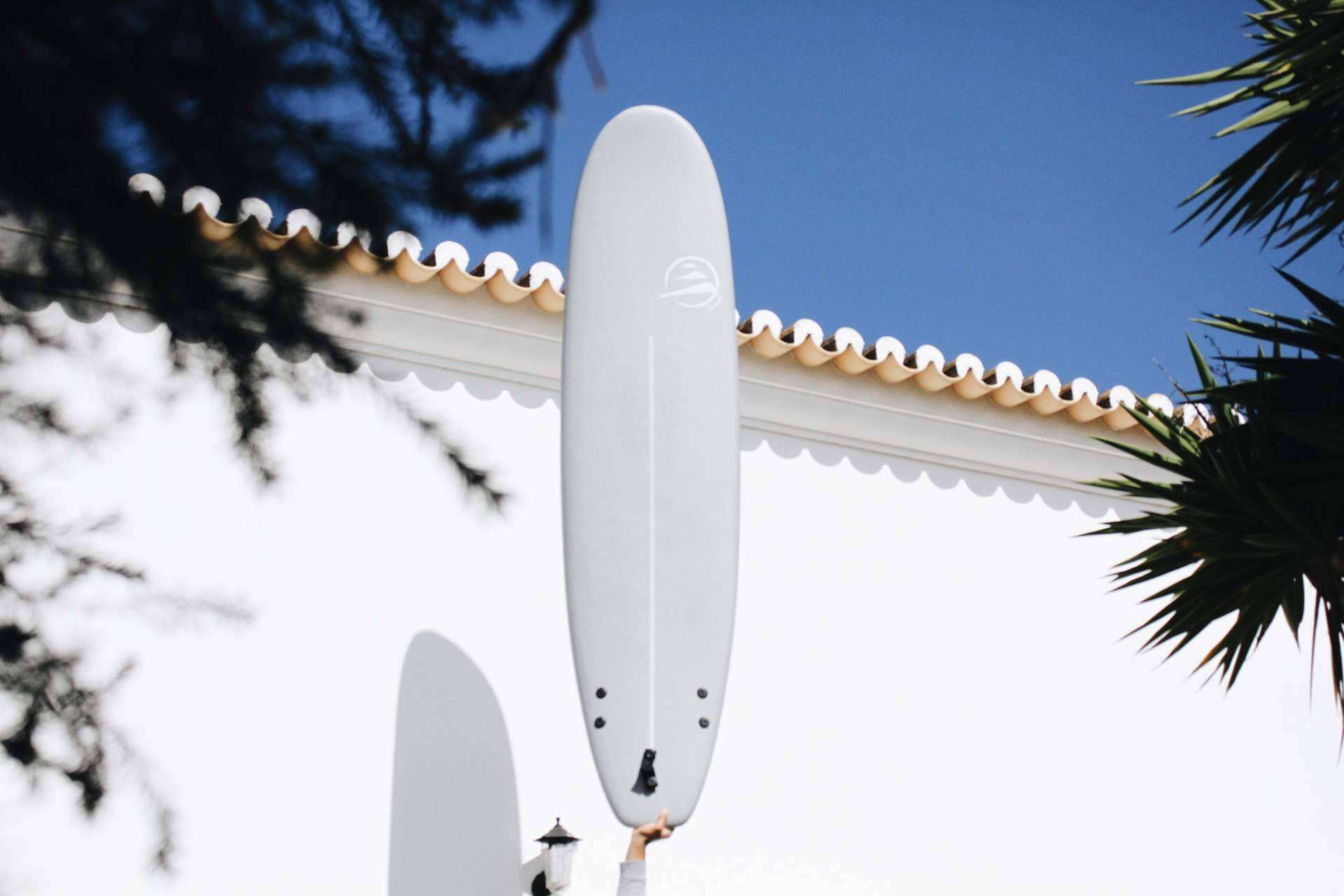 Unos de los mejores regalos para quienes comienzan a surfear según Flysurf