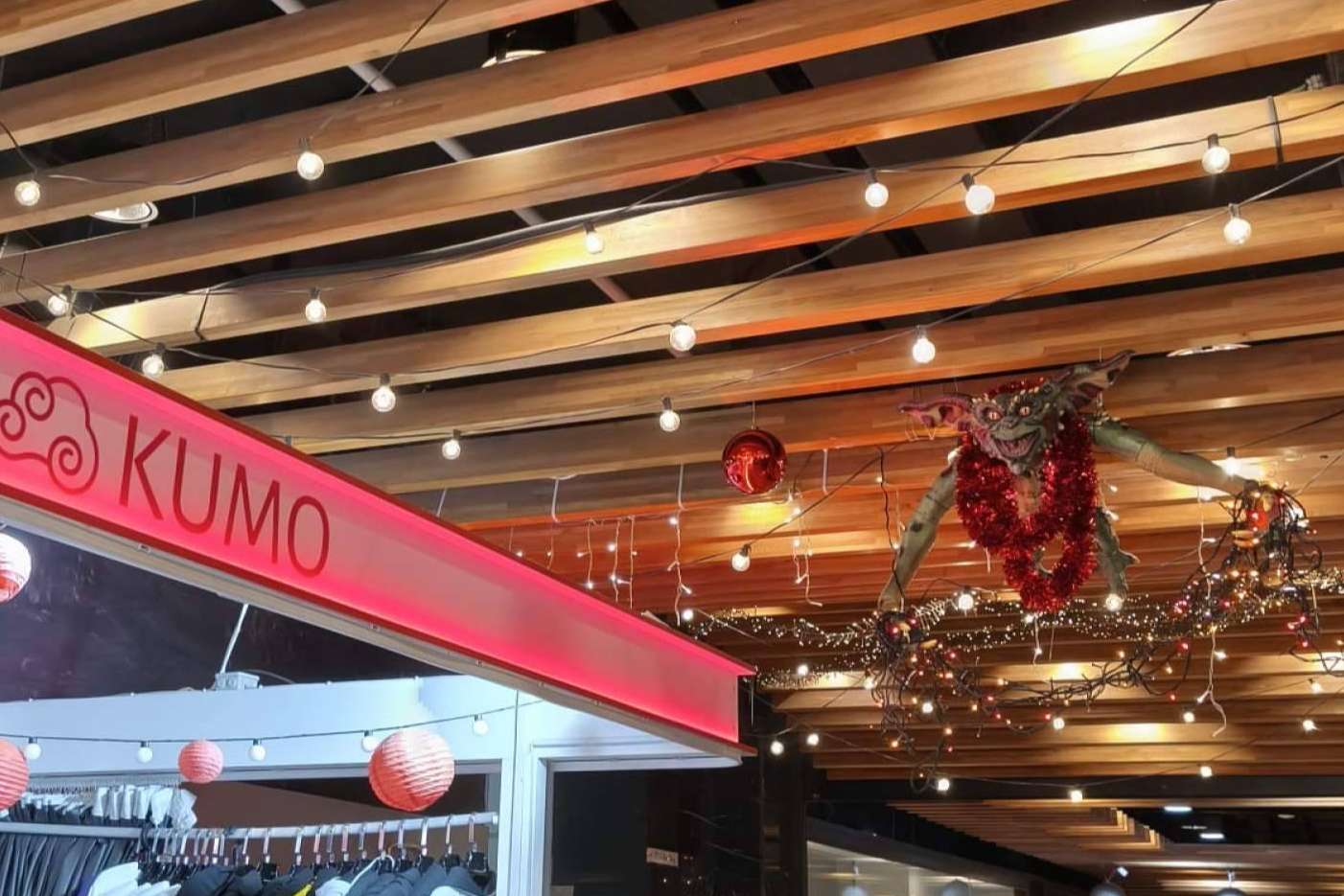 Los emprendedores hacen cola para conseguir un local en Galerías Maldà