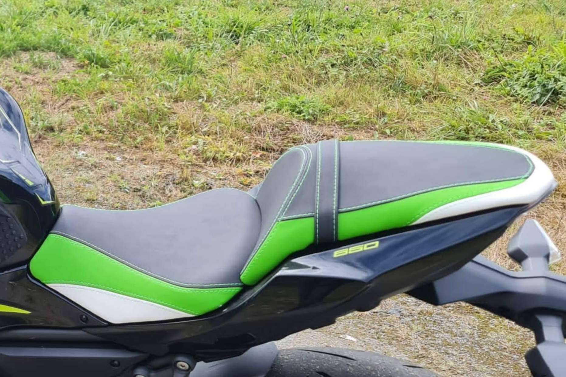 JM Fundas impulsa la personalización de asientos de moto para cualquier temporada