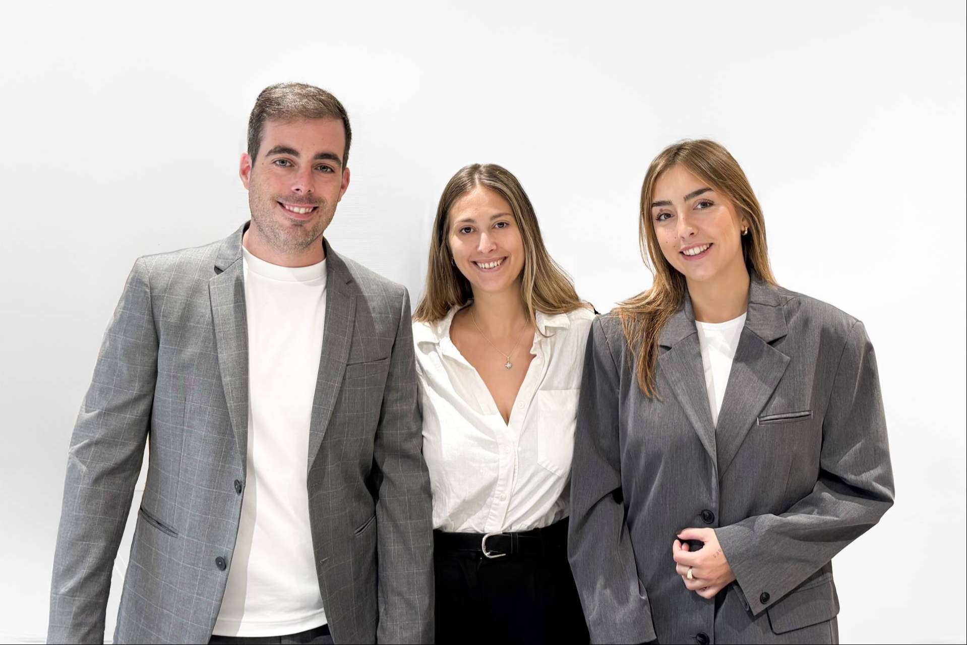 Estrategia Global de Holdmin; Innovación y Crecimiento para 2025