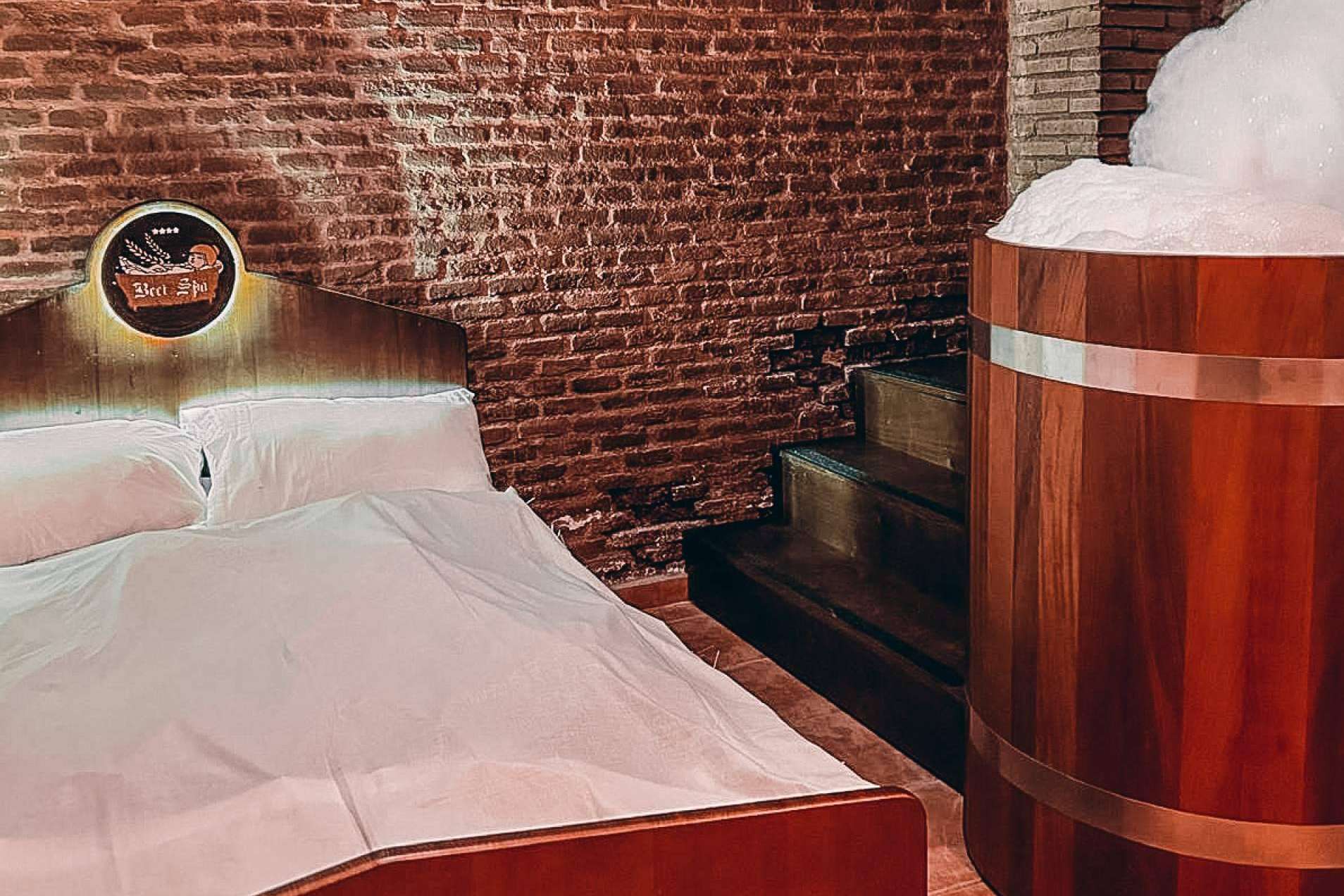 San Valentín con sabor a relax; descubrir Beer Spa en pareja