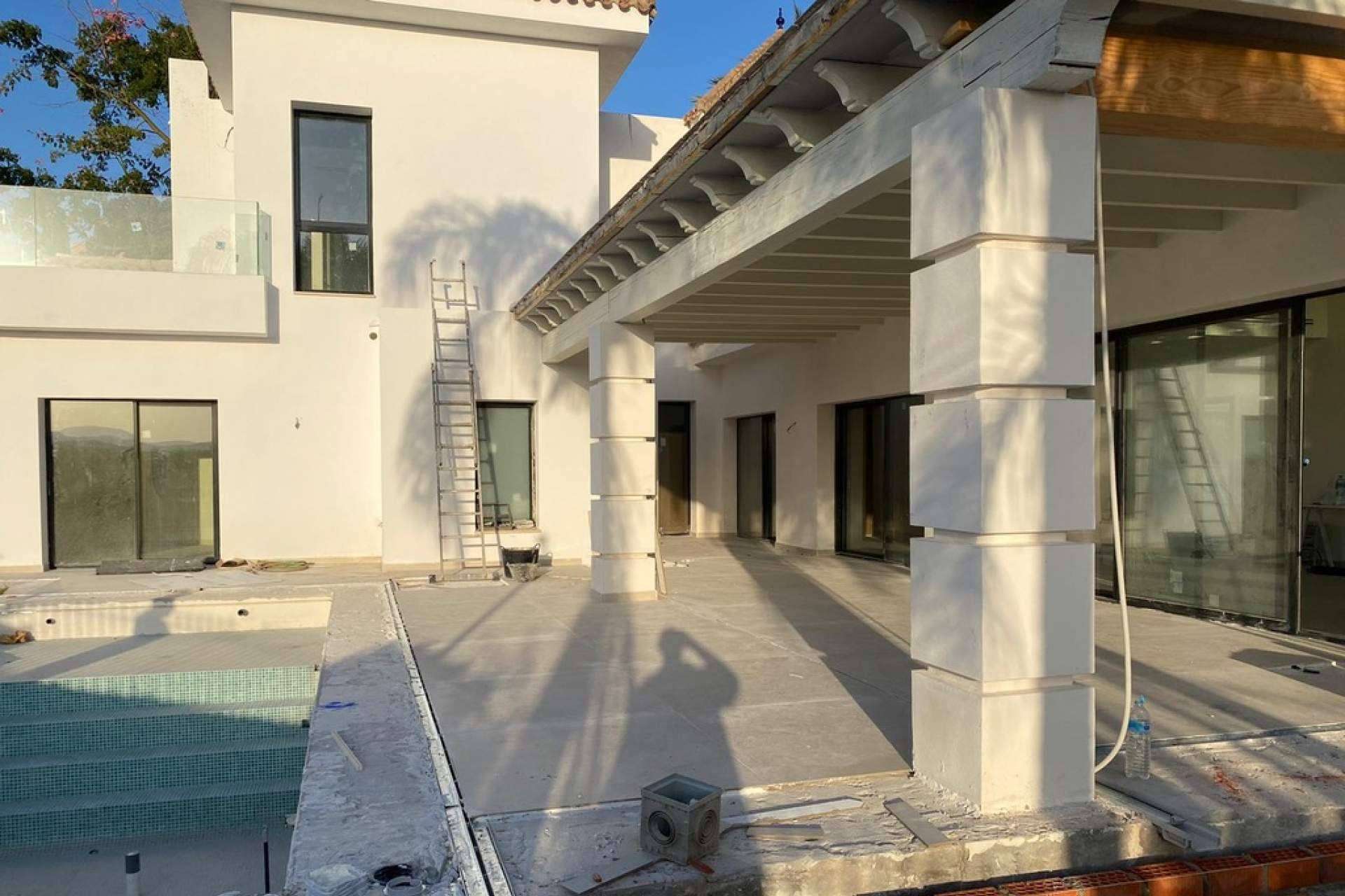 De la visión a la realidad; Guía para encontrar el constructor ideal en Marbella