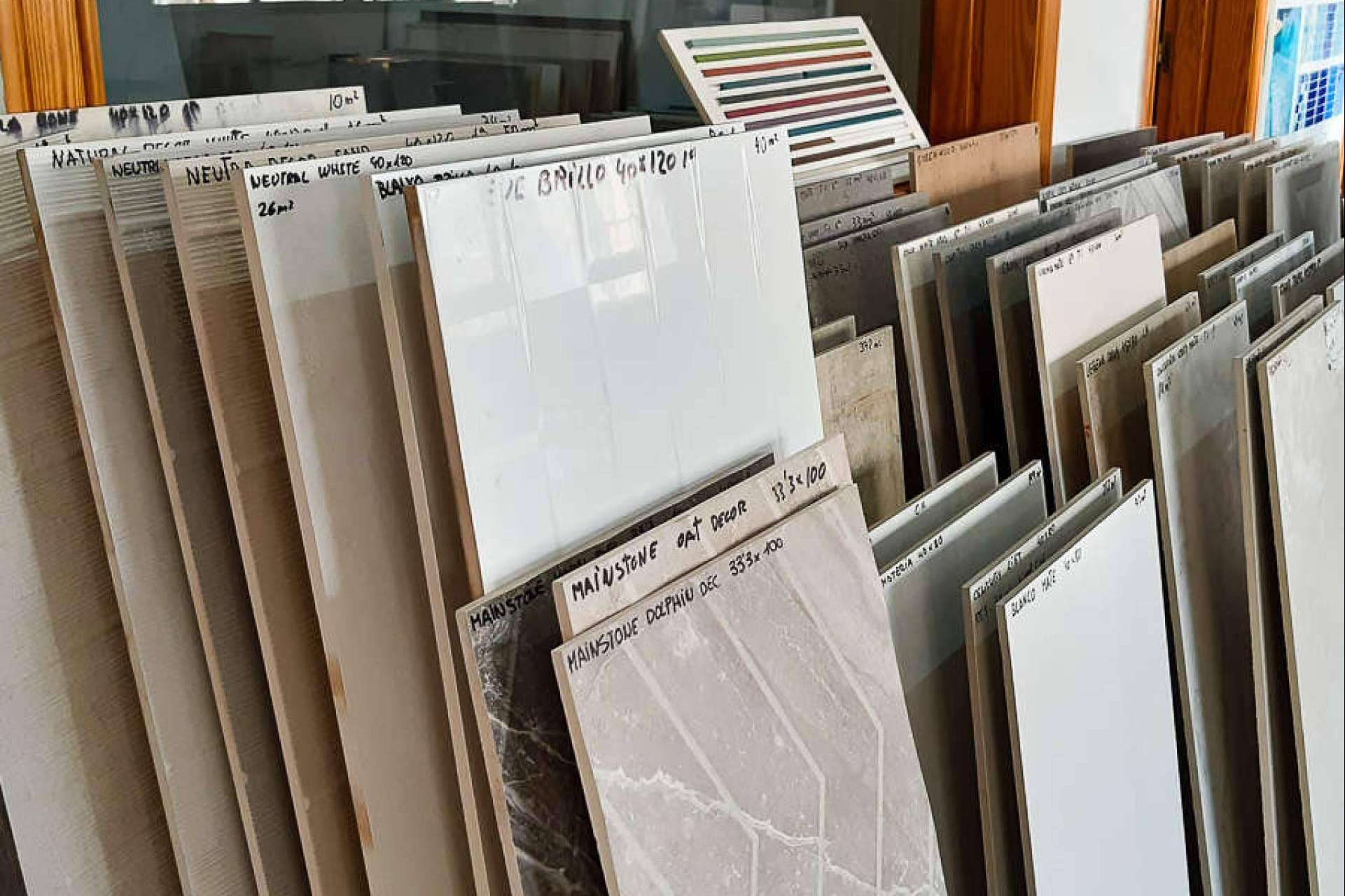 Accede a lotes con descuento de Azulejos Outlet Multimarca en Artegres