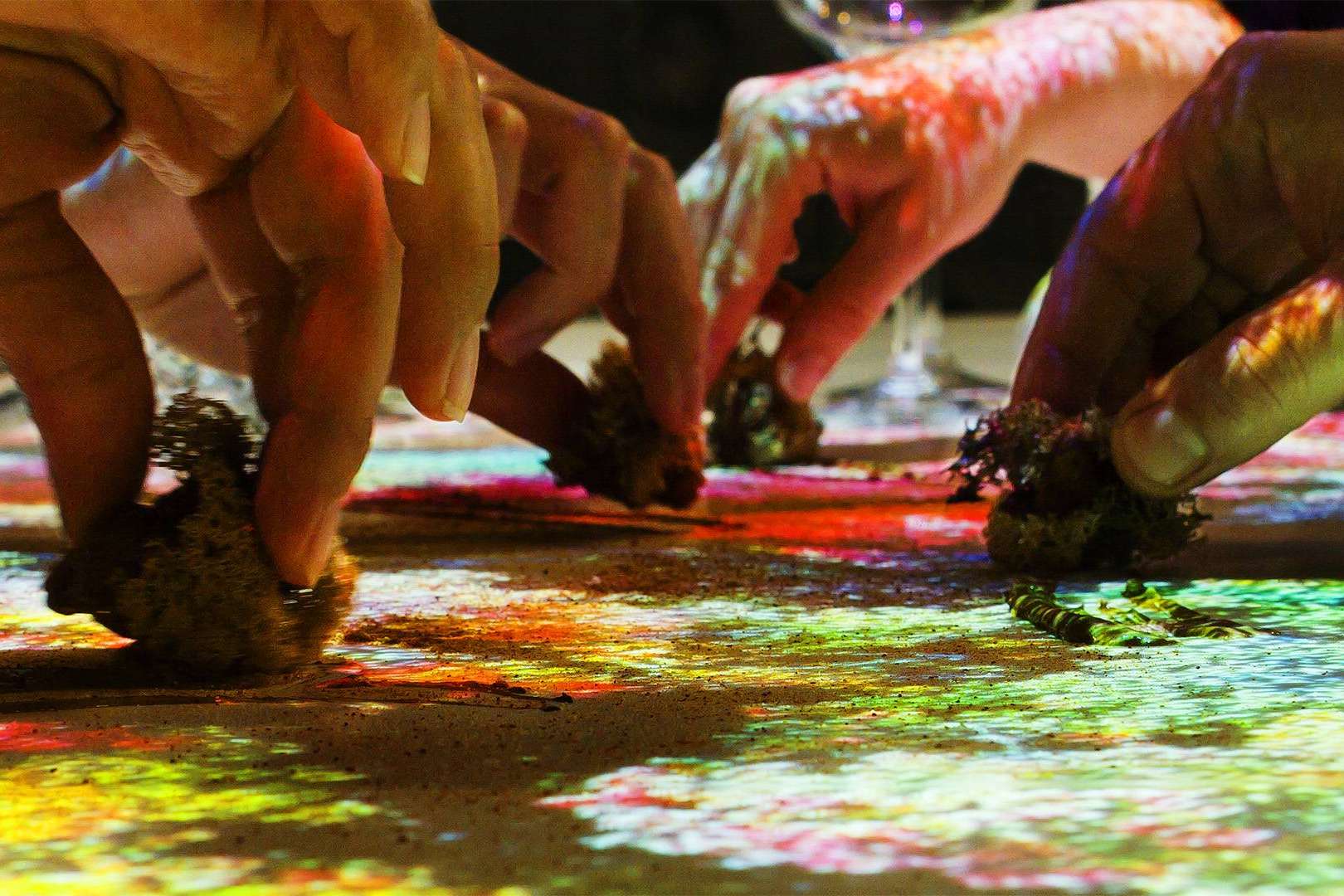 Table Mapping, innovación gastronómica con experiencias visuales que duplican el ticket medio en menús degustación