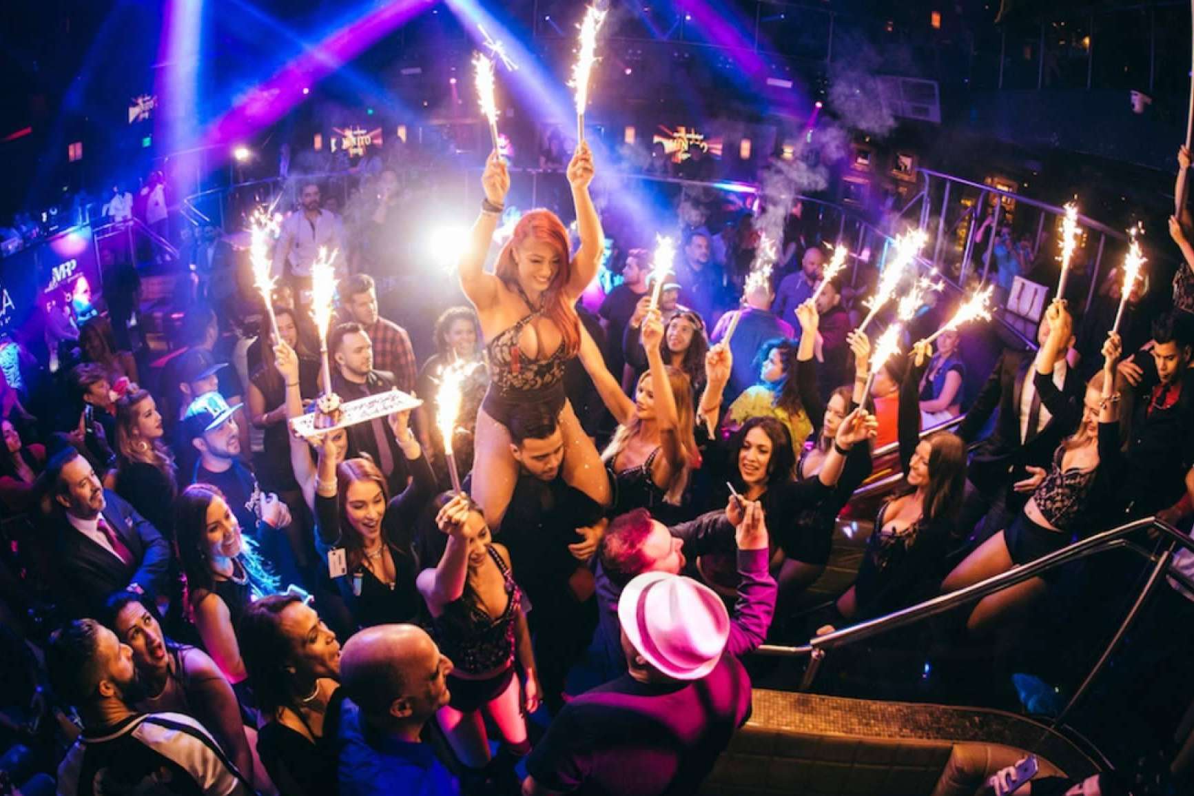 2025 en Miami; Un nuevo estándar para el Clubbing VIP y el servicio de botellas