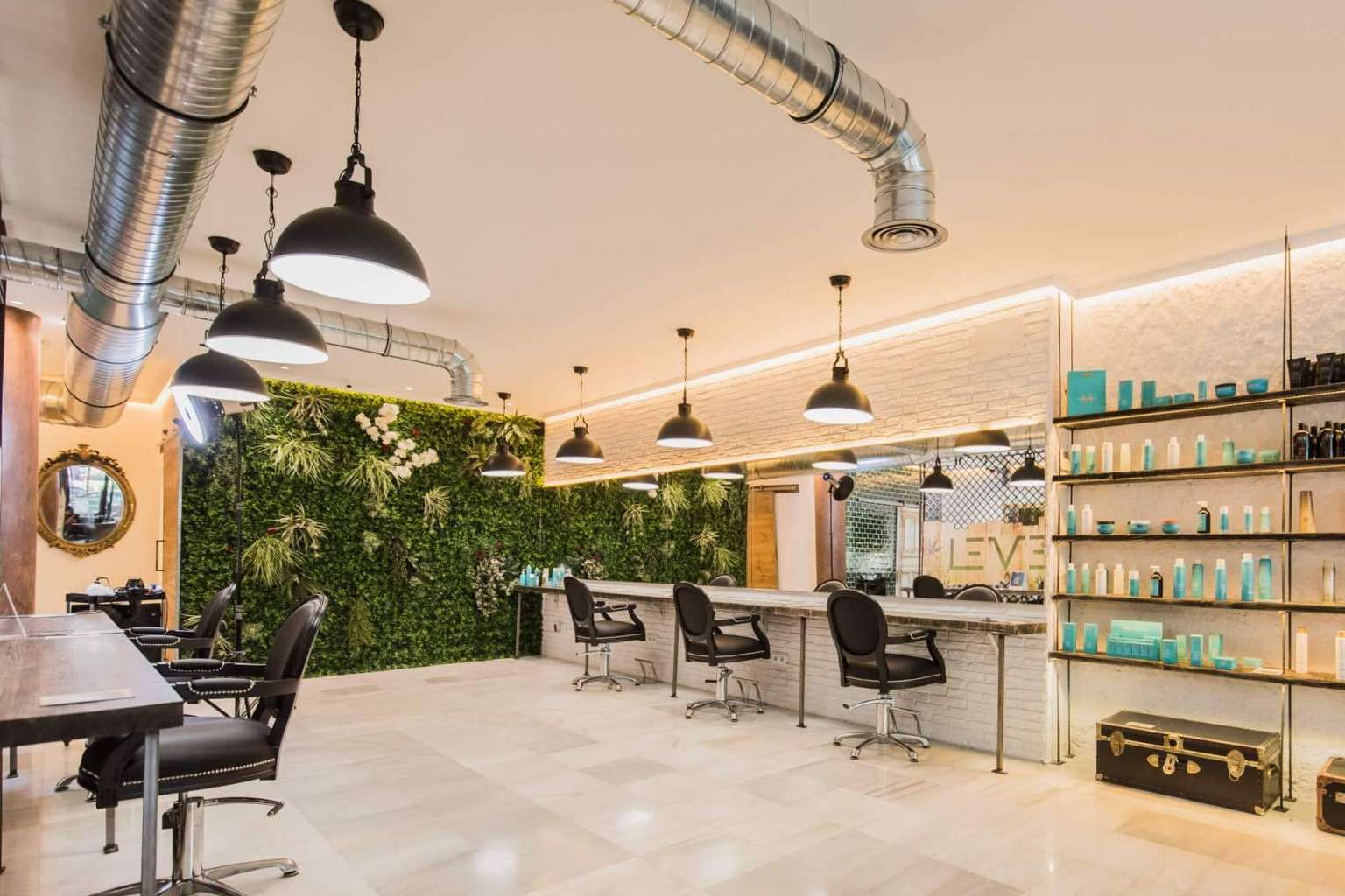 LEVEL Hair Salon lanza en la Sierra de Madrid su nueva experiencia de Hair Cycling; El ritual que está revolucionando el cuidado capilar