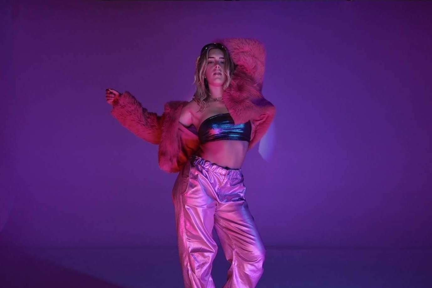 La voz cálida y poderosa de Seytha llega para quedarse; descubrir su autenticidad arrolladora
