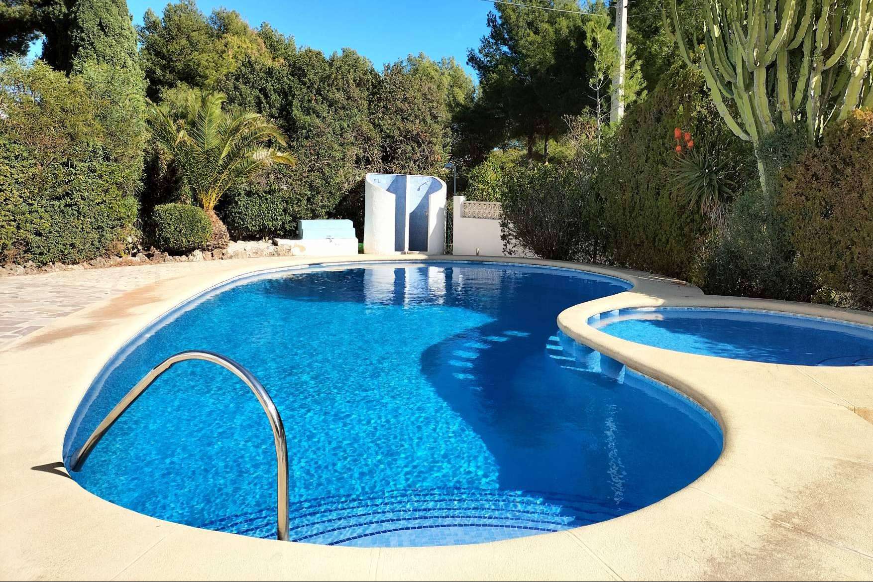 Calpe, playa y piscina, la propuesta veraniega de Alquileres Agatha Martínez