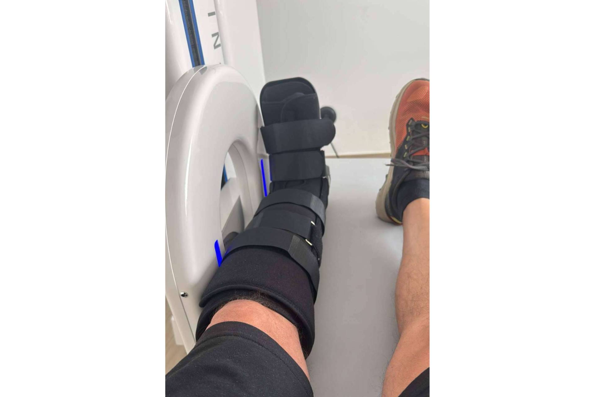 Fisiohand implanta en Griñón un modelo avanzado de fisioterapia sin dolor con respaldo tecnológico