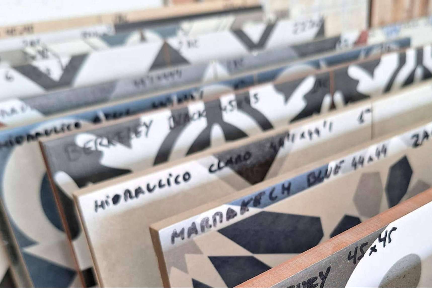Artegres lanza una amplia selección de azulejos outlet con cientos de lotes multimarca rebajados