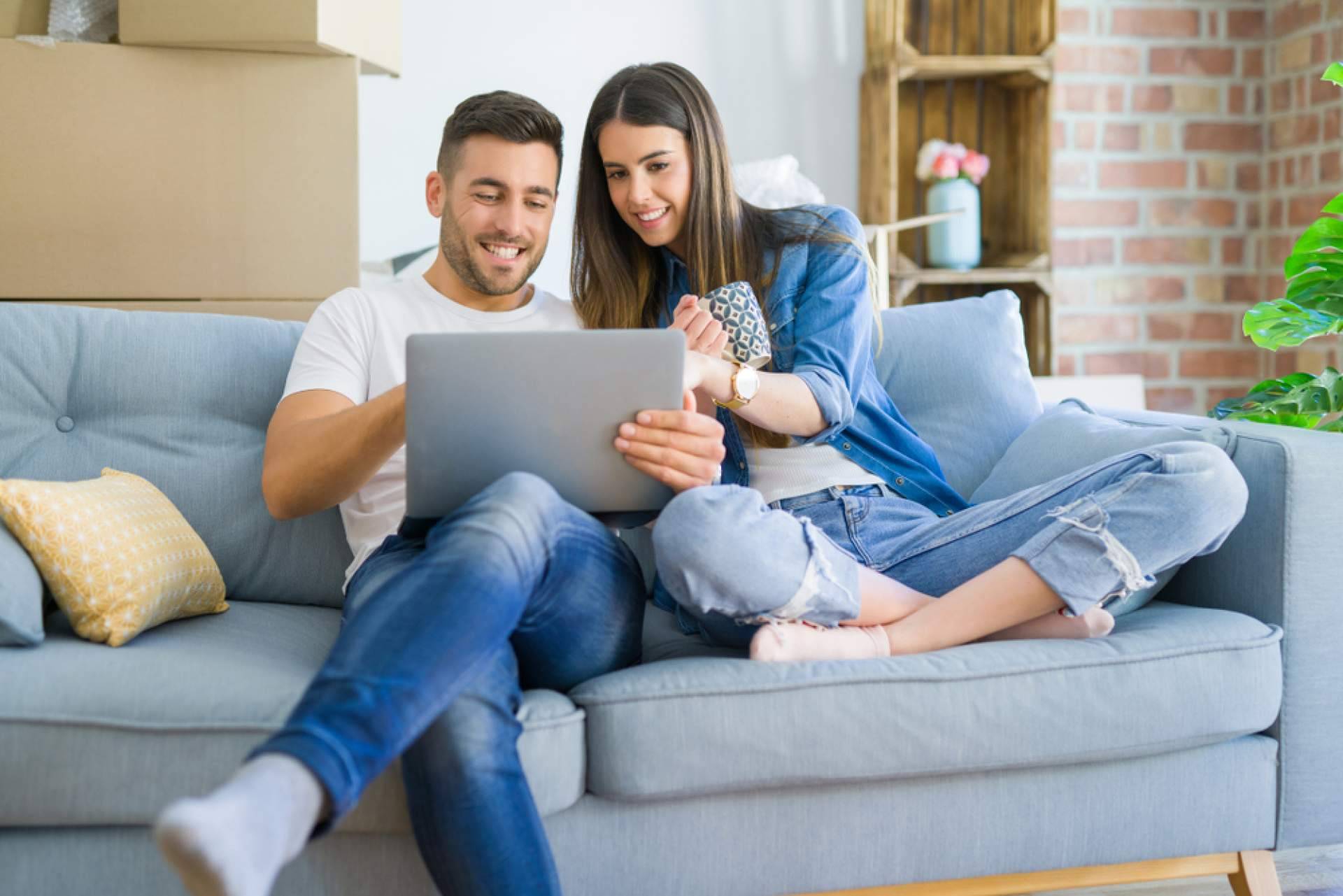 Grupo Devuelving permite crear un centro comercial online desde casa con marcas líderes