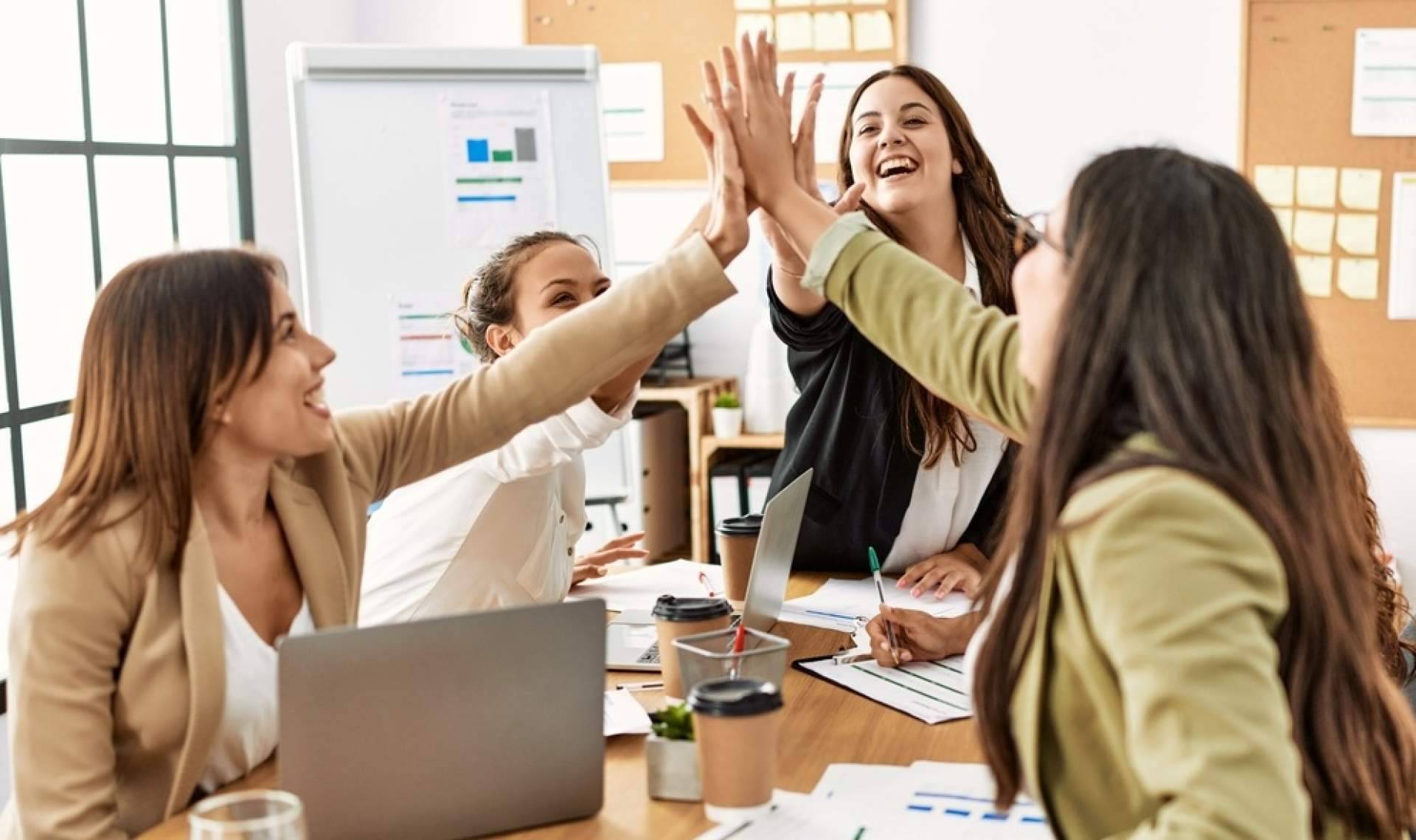 Unas de las mejores academias de inglés en Madrid en 2025, formación flexible y certificaciones oficiales