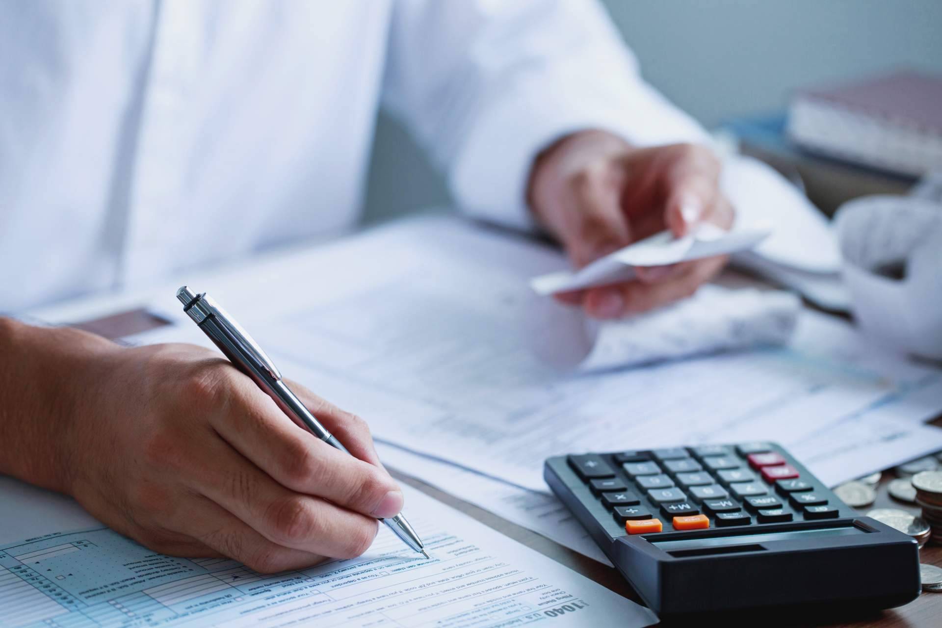 Retos renta IRPF 2025 entre incertidumbre fiscal y nuevas oportunidades de deducción