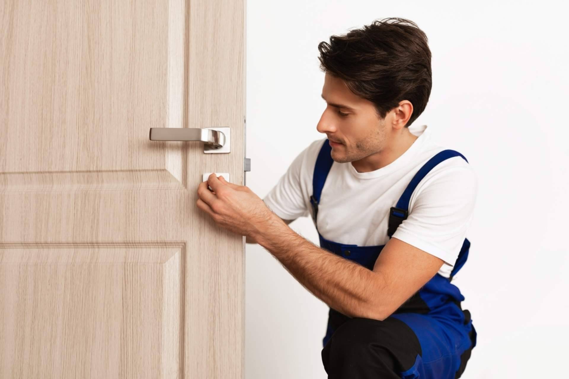 Reparaciones 10 amplía sus servicios de cerrajeros y reparación de persianas en Alicante y Elche