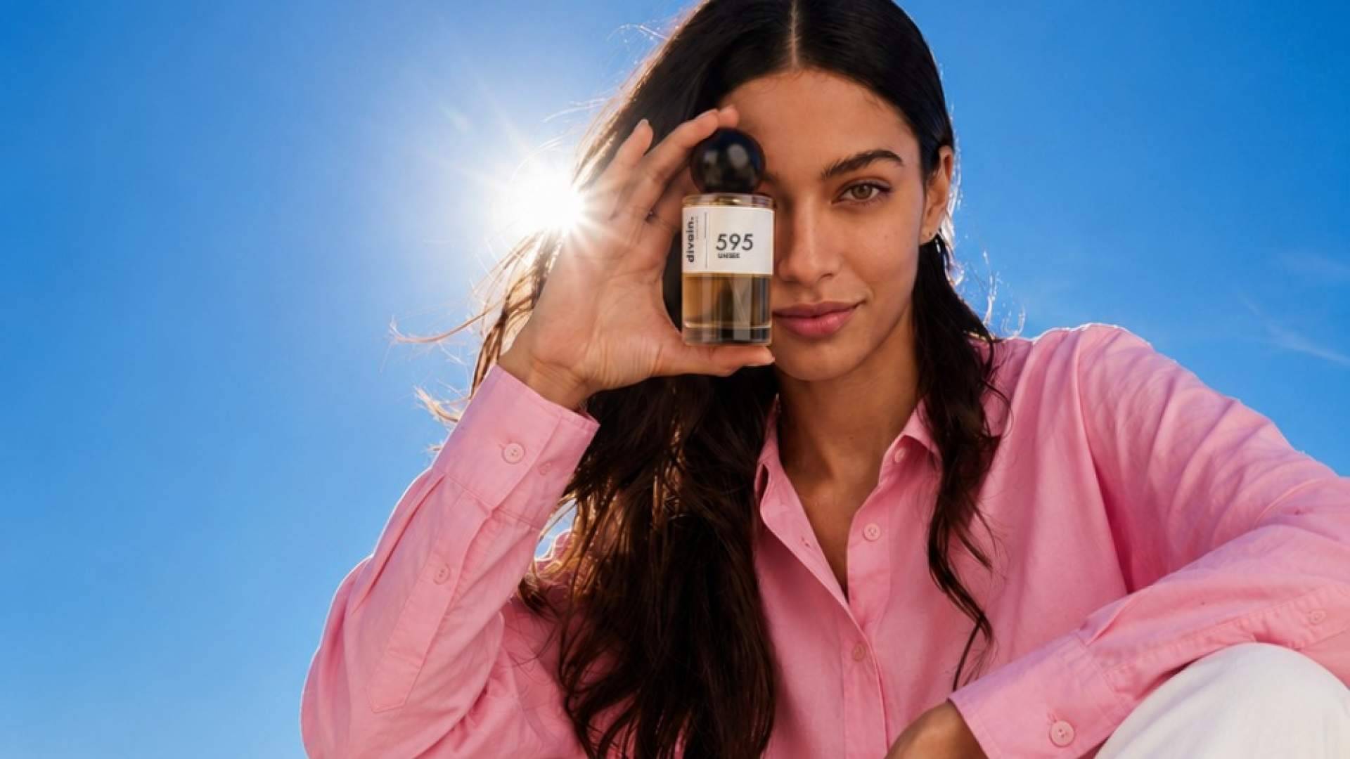 Cómo conseguir que el perfume dure más en verano sin recurrir a retoques constantes