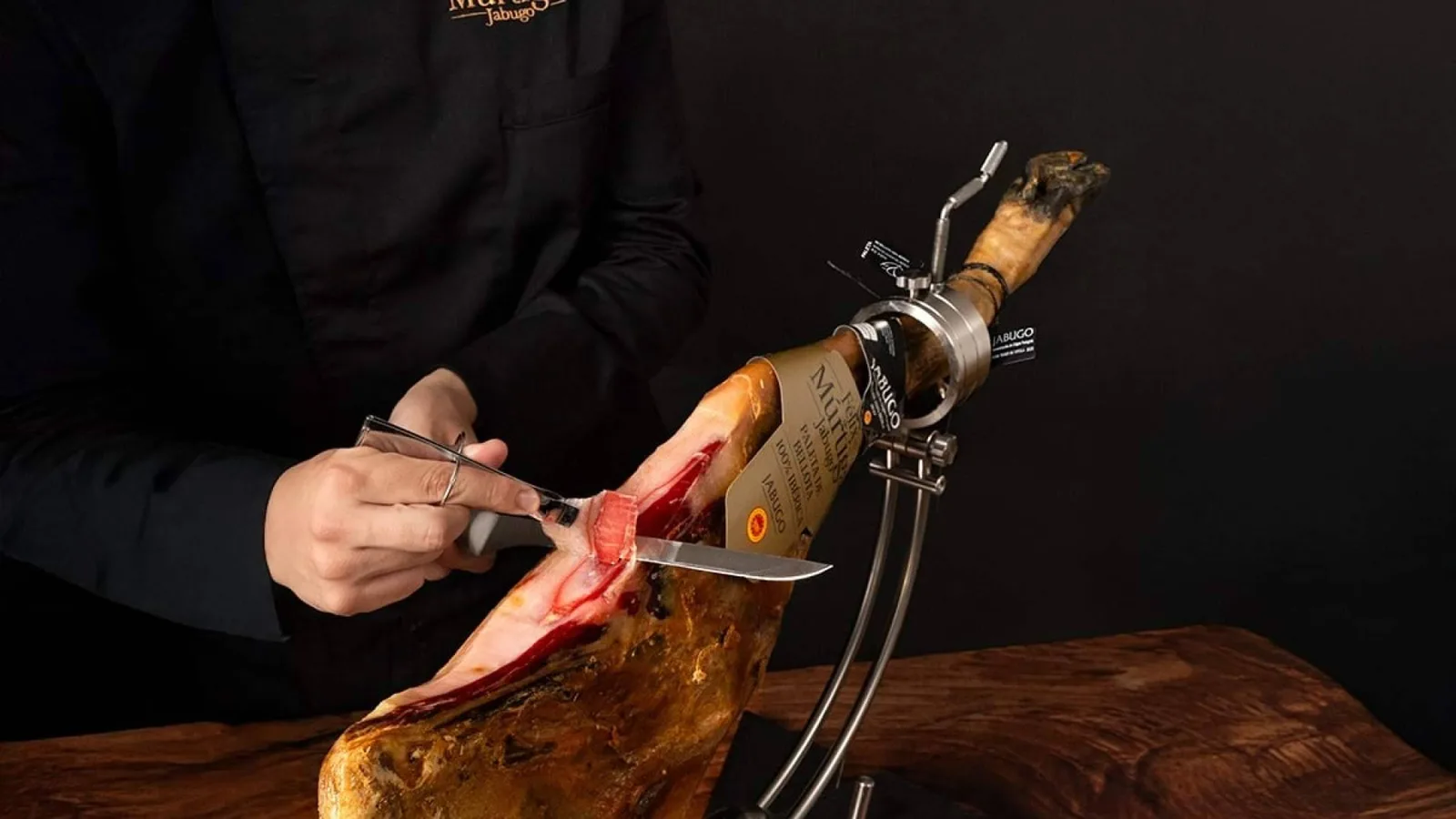 Cómo preparar una buena tabla de ibéricos para compartir